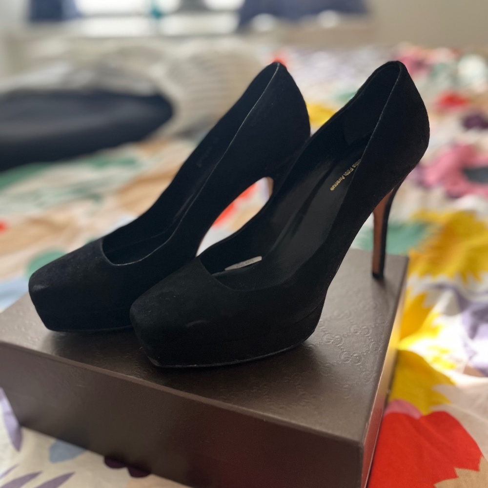 Gucci Square Toe Suede Pumps size 39